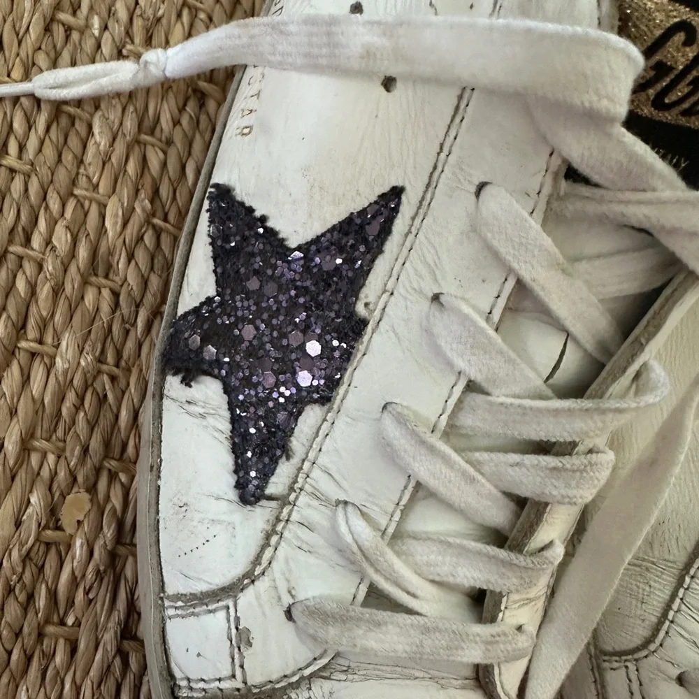 Golden Goose White Leather Sneakers with Purple Glitter Star and Burgundy Heel - Picture 2 of 8